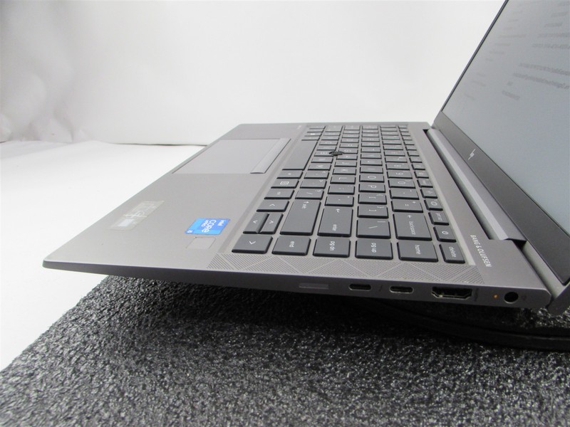 HP ZBOOK FIREFLY 14 (G8) 1920X1080 FHD I5-1145G7 512GB SSD 16GB RAM NO O.S gallery