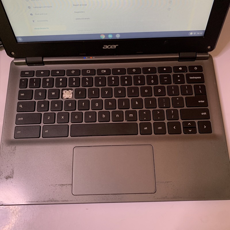 Acer C730-C4V9 Chromebook 11.6" Intel N2930 2.16 GHz *Missing Key + Flat Battery gallery