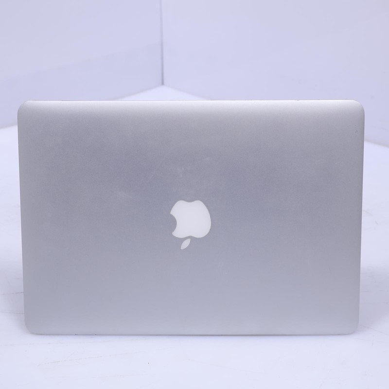 Apple A1502 EMC 2835 Intel Core i5 5th Gen 8GB RAM 128GB SSD MacOS High Sierra gallery
