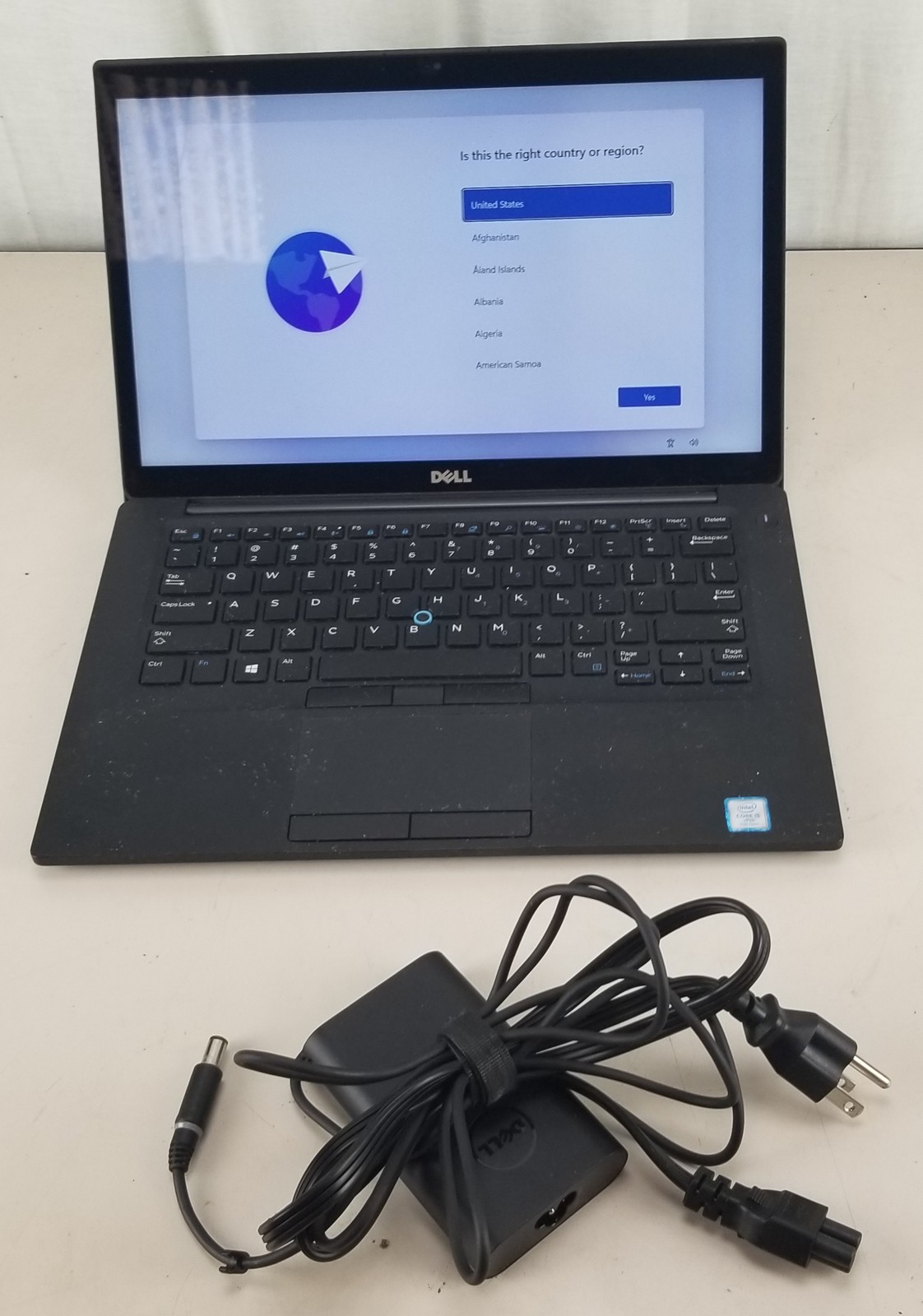 Dell Latitude 7480 i5-7300U @ 2.60GHz 8GB 128GB SSD WIN 11 PRO gallery