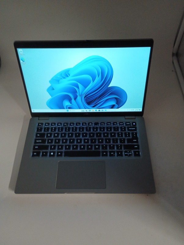 8112 Latitude 5420(no charger).i5 11th gen(4cores).16GB.512GB NVMe.14".Backlit. gallery