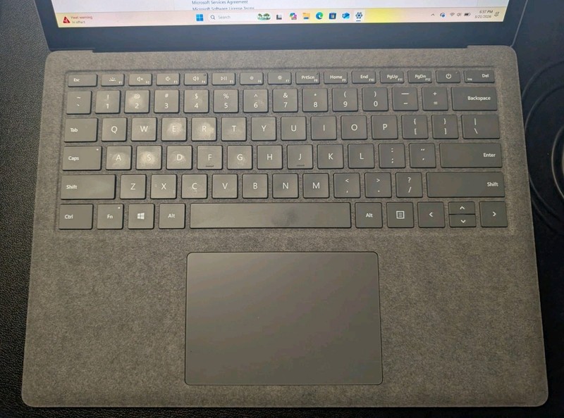Microsoft Surface Laptop 3, 13.5”, Intel i7, 16GB RAM, 256GB, Alcantara Covering gallery