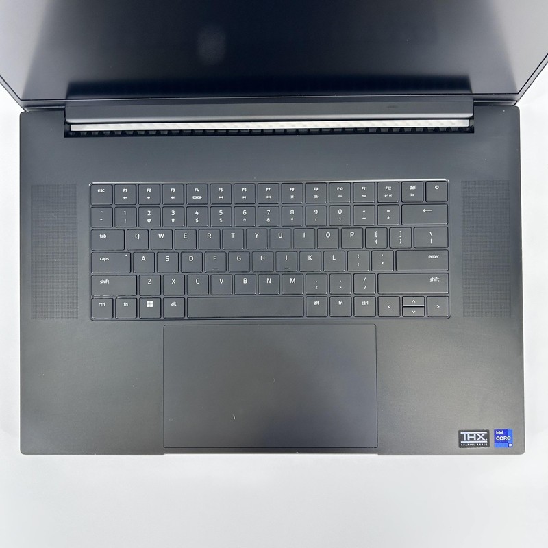 Razer Blade 18 240Hz QHD+ 2.2 GHz i9-13950HX 32GB 1TB/1TB NVIDIA RTX 4090 Good gallery