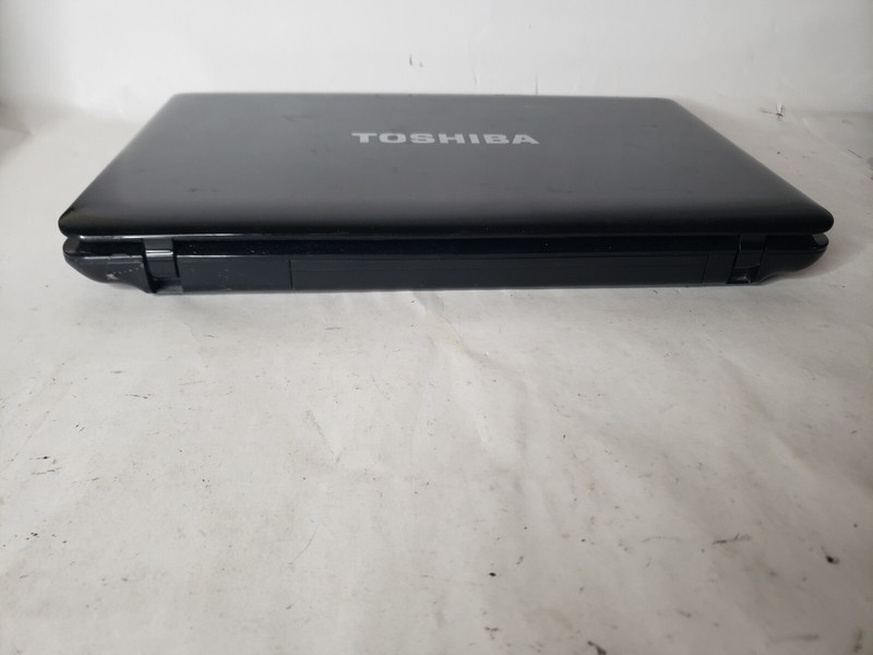 Toshiba Satellite L655D-S5094 Laptop For Parts No HDD/Charger gallery