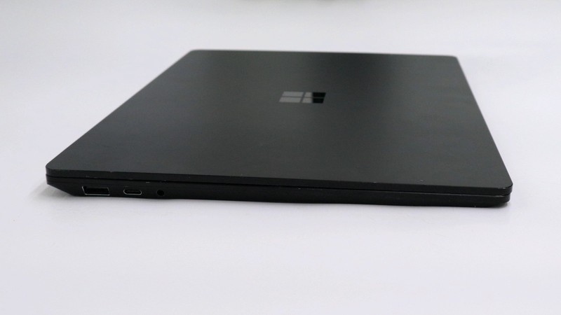 Microsoft Surface Laptop 5 13" i7-1265u 16GB 256GB - Good READ DESC gallery