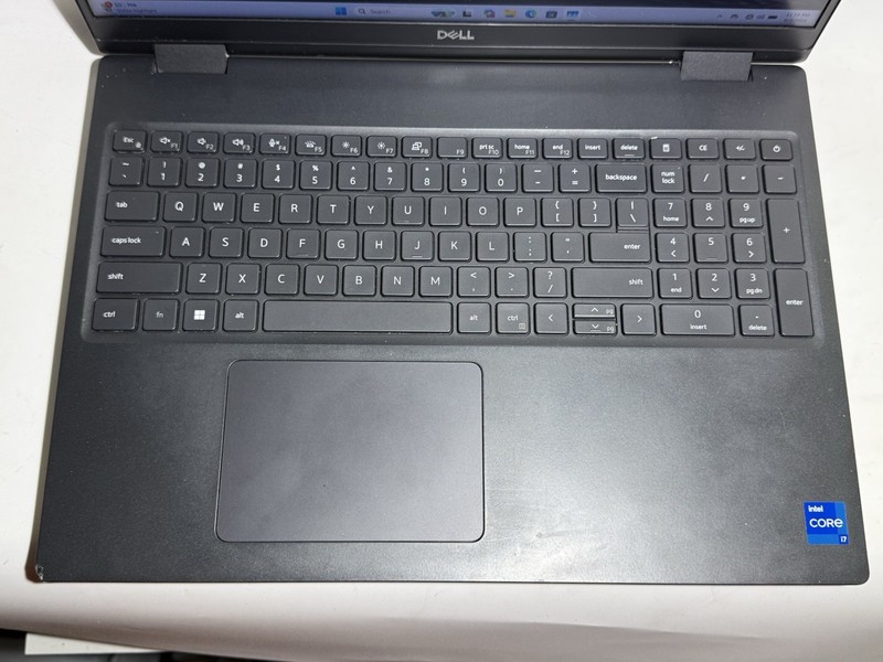Dell Precision 7670 16" i7-12850HX 32GB 512GB RTX A2000 gallery