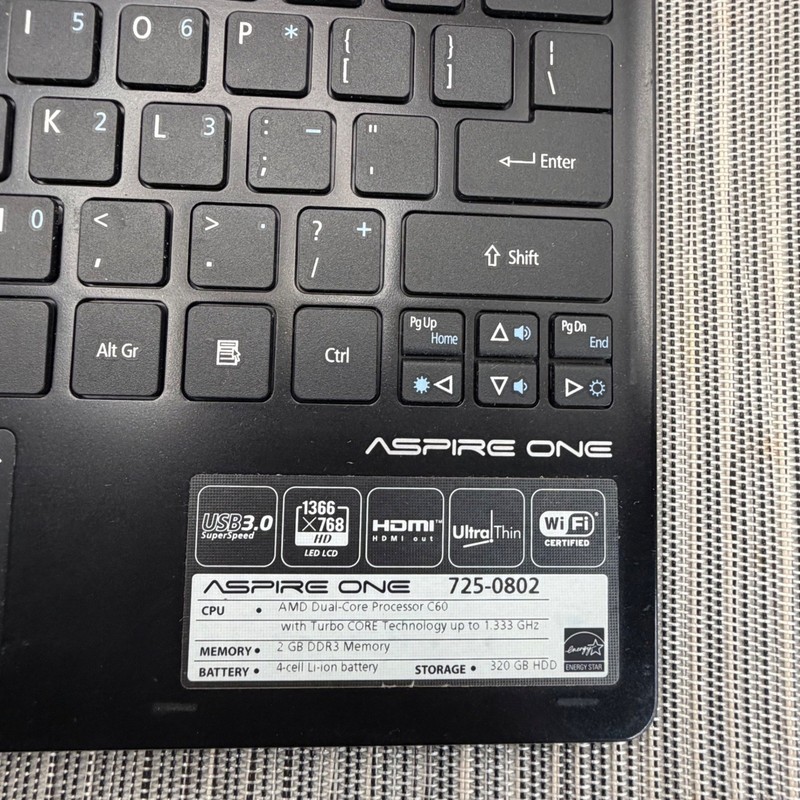 Acer Aspire One 725-0802 11.6" Netbook AMD C60 2GB RAM 320GB HDD Black FOR PARTS gallery
