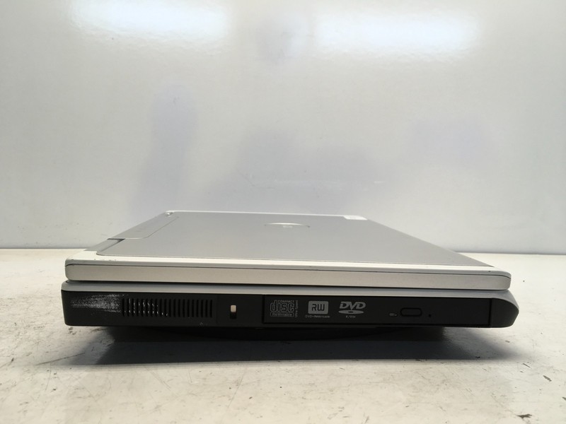 Dell Inspiron 1501 AMD Turion 64 X2 TL-50 1 GB NO HDD/Battery - Dim Screen gallery