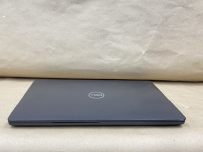 Dell latitude 5501 - 15.5" FHD - i7-9850H - 8GB - 128GB SSD - Win 11 Pro - READ gallery
