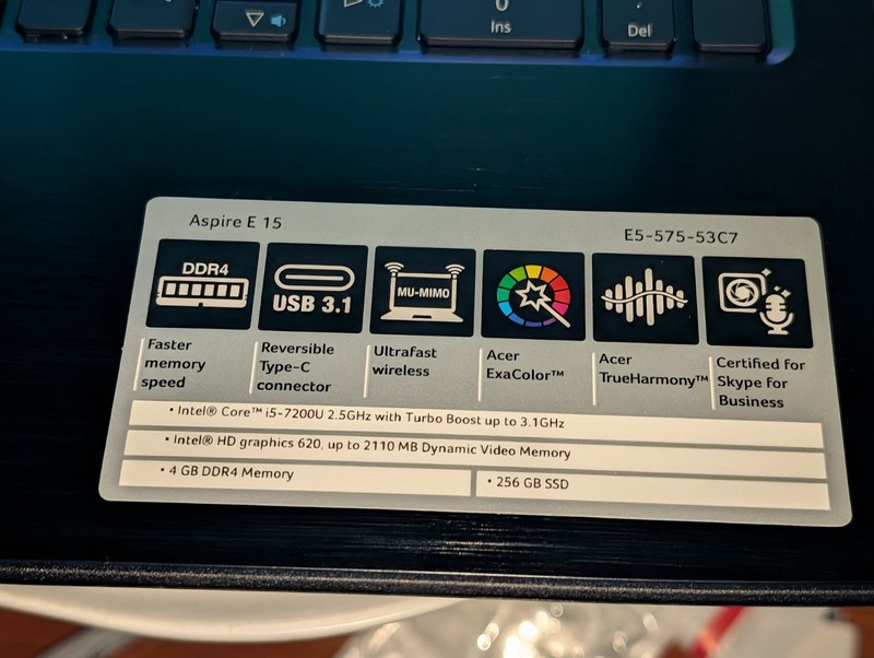 Acer Aspire E 15 E5-575-53C7 15.6" Laptop - 256GB, Intel i5 7th Gen 4GB RAM READ gallery