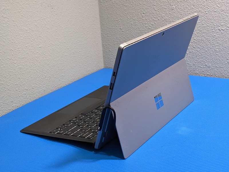 MS Surface Pro 6 1796 12.3" 2736x1824 TOUCH i7-8650U 1.9GHz 8GB 256GB SSD AS-IS gallery