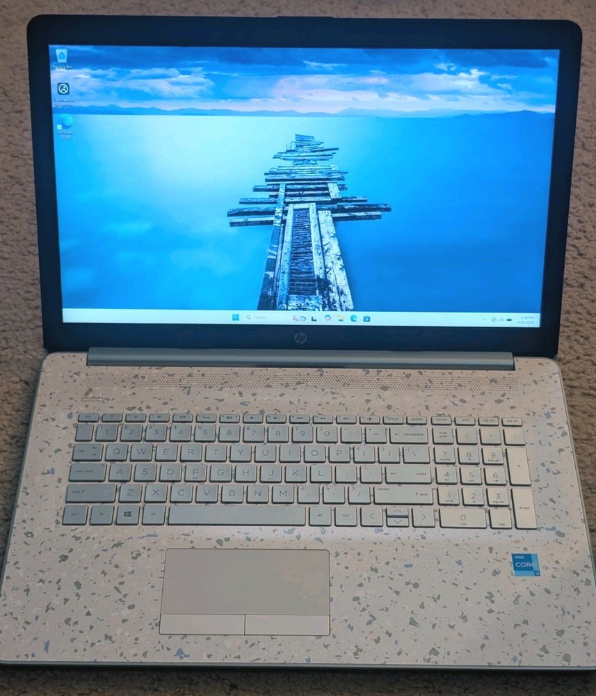 HP 17.3" Touchscreen Laptop 11 Gen,Intel Core i3 8GB RAM 128GB,SSD,DVD-RW,Win 11