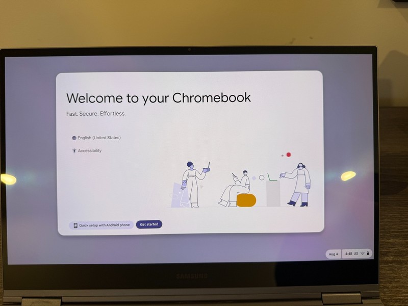 Samsung Galaxy ChromeBook 13.3 Touchscreen 930QCA-K02 Intel i5 8GB RAM 256GB SSD gallery