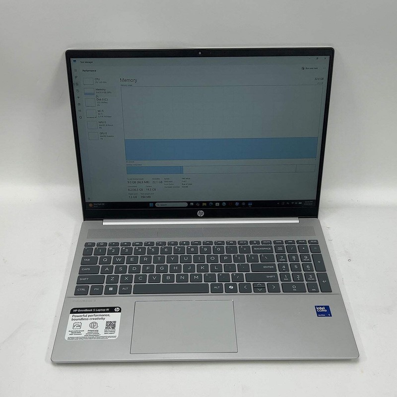 HP OmniBook 5 16-AF1173CL 16" Core Ultra 7 255U 2.00 32GB RAM 1TB SSD gallery