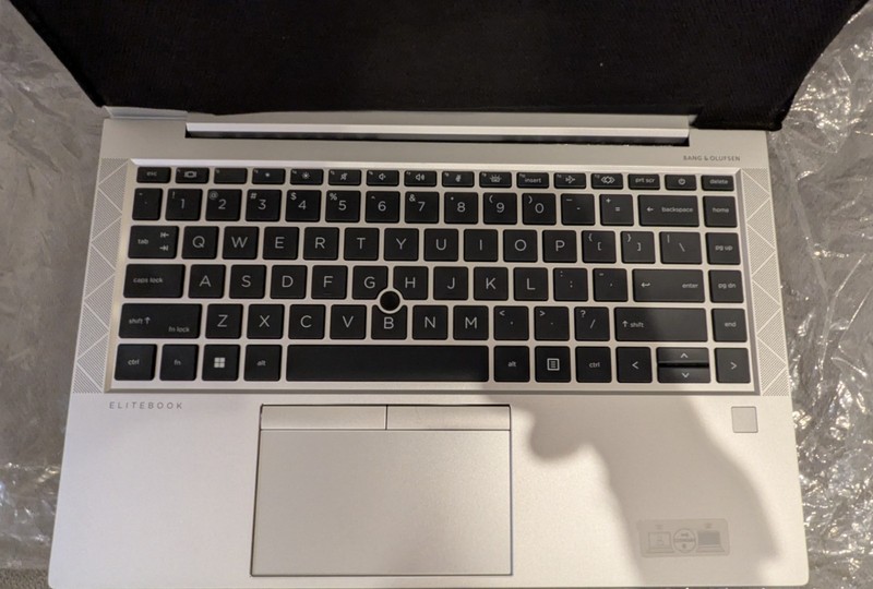 HP EliteBook 845 G8 14" (AMD Ryzen 5 PRO 5650U, 2.30GHz, 16GB RAM, 512GB SSD) gallery