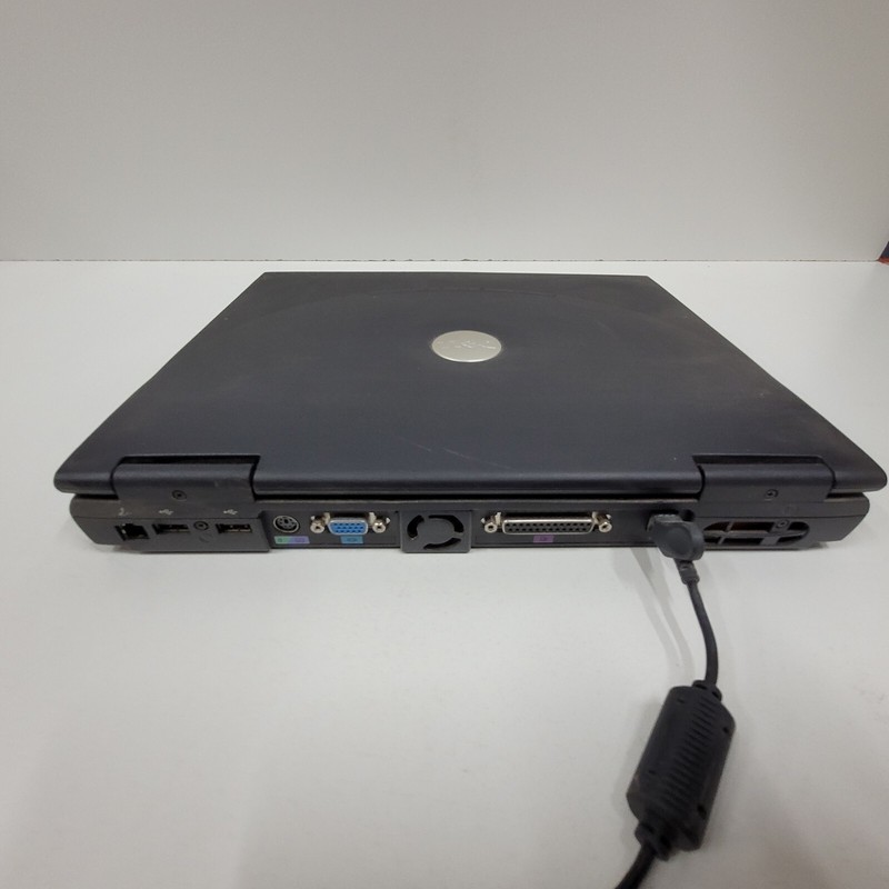 VINTAGE DELL Inspiron 2650 Pentium 4 Mobile 1.6 GHz, 256MB, 20 Gig, Win XP, DVD gallery