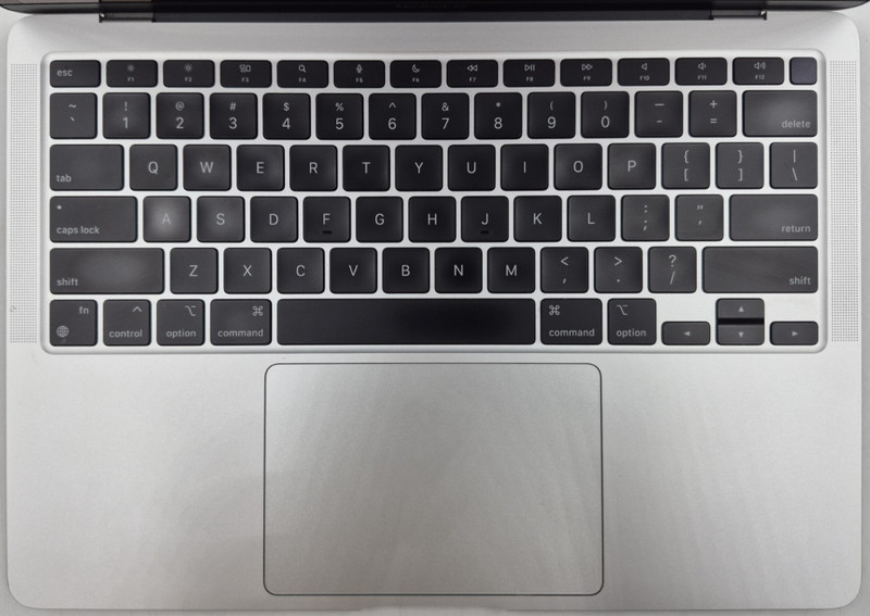 Apple MacBook Air A2337 13" M1 3.20GHz 8GB RAM 256GB NVMe macOS Tahoe gallery
