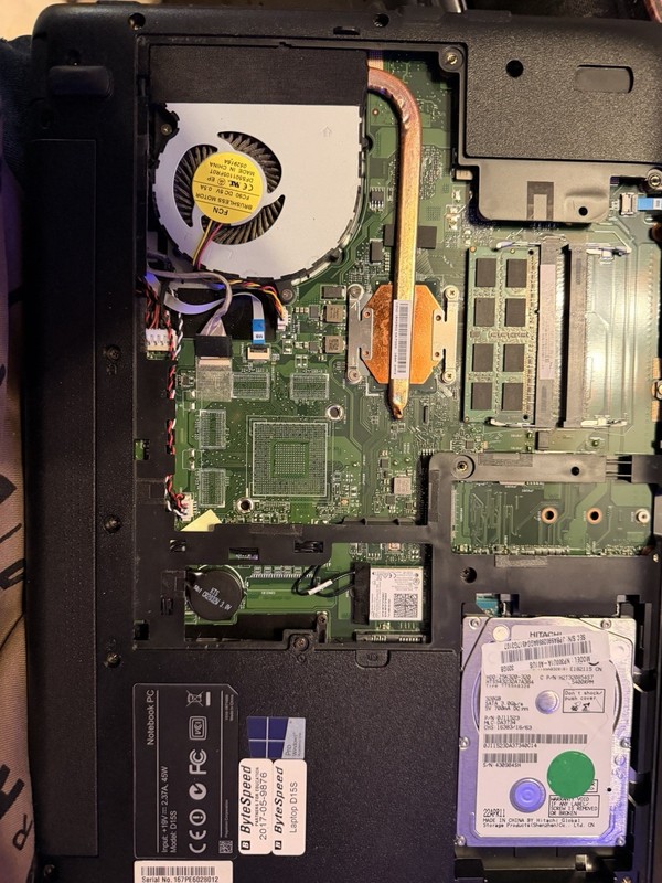 Kali Linux Laptop 8GB RAM 320GB HDD + Live USB & AR9271 Adapter | No Charger gallery