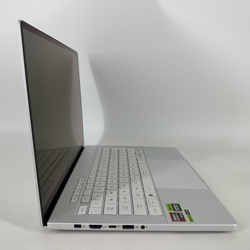 Asus ROG Zephyrus G14 GA403 14 QHD+ 2.0GHz Ryzen AI 9 HX 370 32GB 2TB RTX 5080 gallery