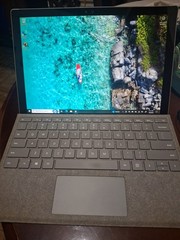 Microsoft Surface Pro4 12.3” (128GB SSD 4GBRAM) 2-In-1 Touch Laptop-Silver