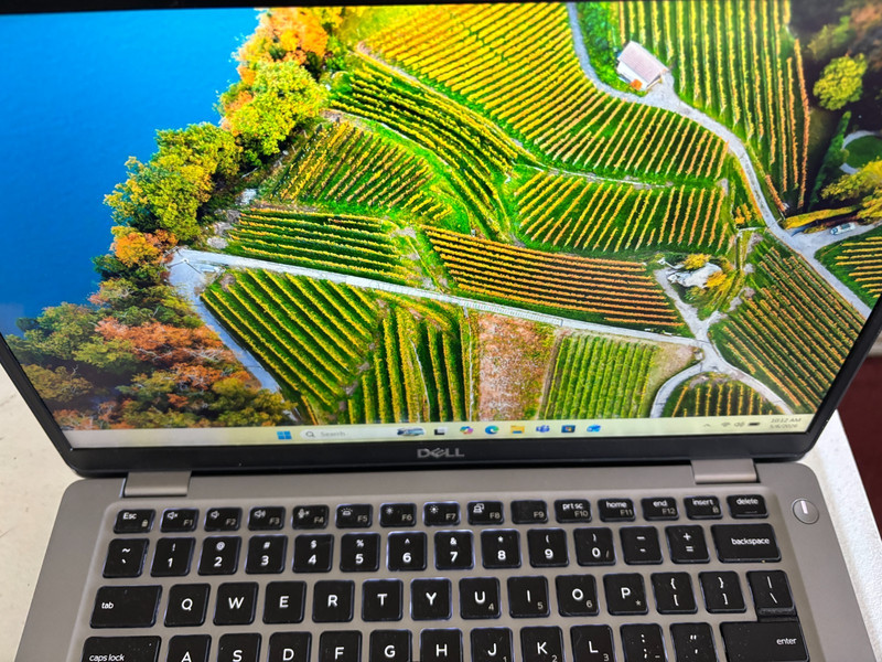 Dell Latitude 5410 laptop 14" i7-10610U 16GB RAM 512GB SSD Win 11 Pro PC gallery