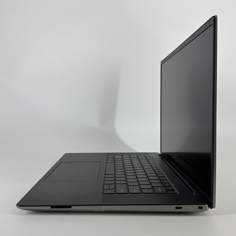Dell Precision 5680 16 FHD+ 2.6 GHz i9-13900H 64GB 1TB SSD NVIDIA RTX 4000 Ada gallery