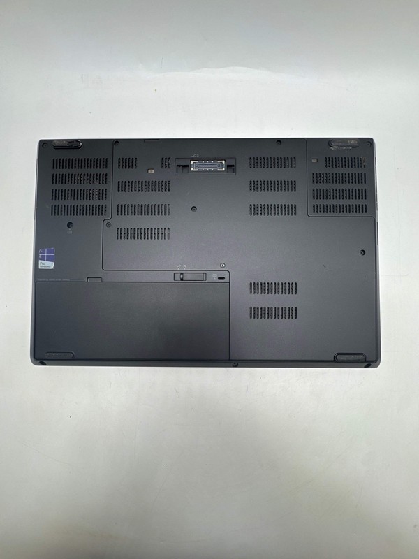 Lenovo ThinkPad P50 15.6" i7-6700HQ vPro 8GB RAM 256GB SSD FOR PARTS NO POWER gallery