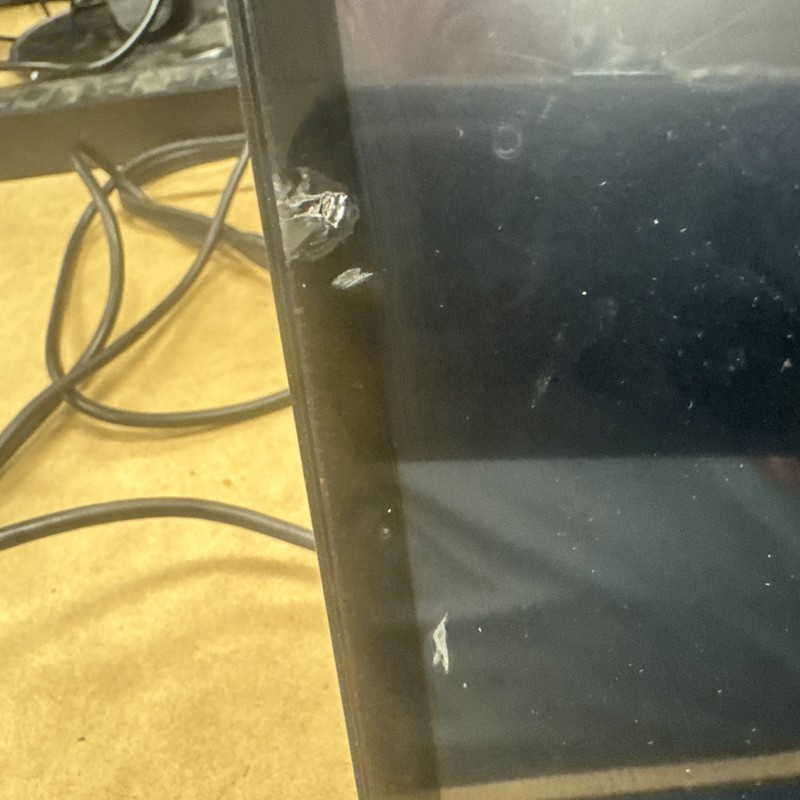 Gateway GWTC116-2BK 11.6" HD Laptop win 11 CRACKS ON SCREEN! gallery