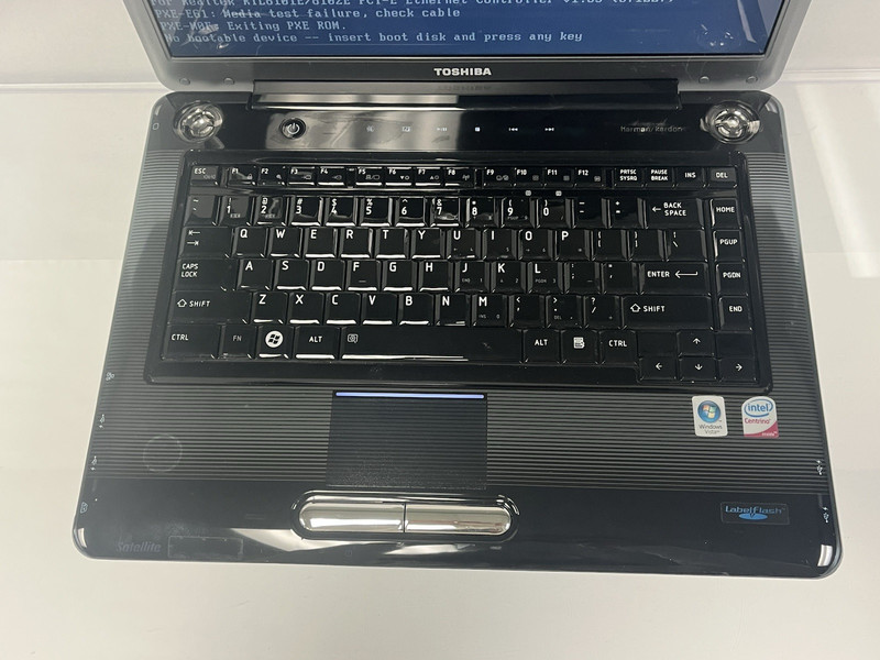 TOSHIBA SATELLITE A305-S6844 Intel CORE 2 DUO T8100 2.10Ghz 4GB Ram NO HDD gallery