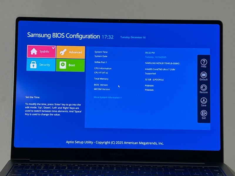 Samsung Galaxy Book5 Pro 16" 3K Touch PC Ultra 7 RAM 32GB SSD 1TB NP960XHA #0D gallery