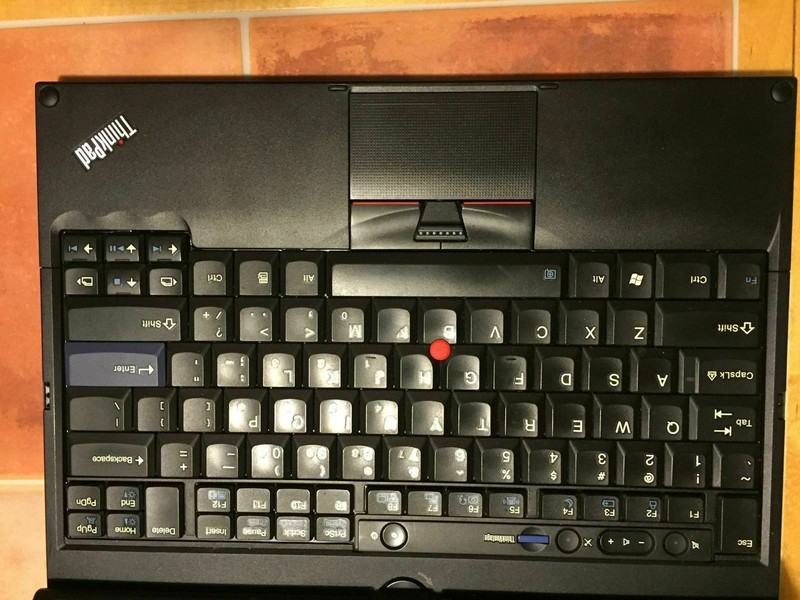 Lenovo ThinkPad Laptop X220 Touch Tablet i5 8gb 512GB SSD Windows 10 IPS Charger gallery