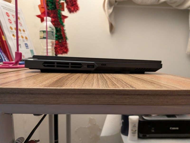 Lenovo Legion Pro 5 16" Ryzen 7 7745hx 3.6GHz 16GB RAM 1TB SSD GeForce RTX 4060 gallery
