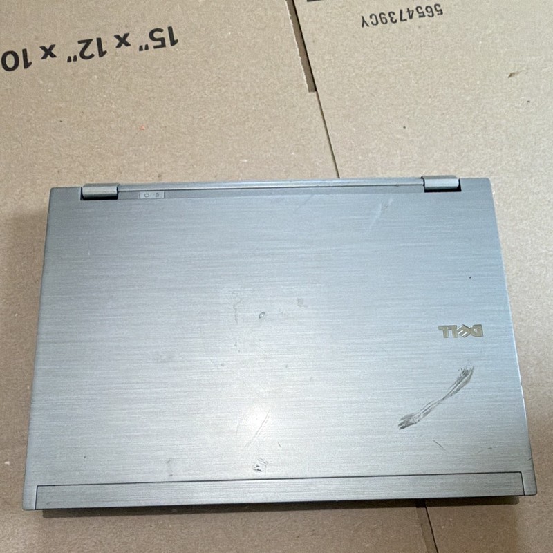 Dell Latitude E6410 Laptop i5-M520 @ 2.4GHz 4GB RAM no HDD gallery
