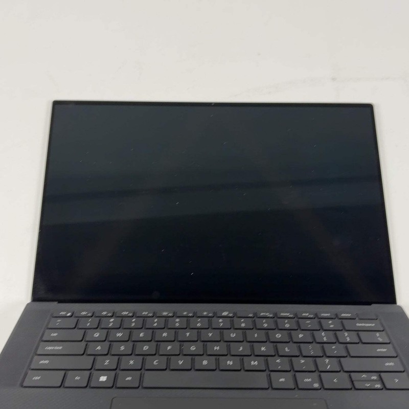 Dell XPS 9520 15.6" i7-12700H 2.3GHz 32GB RAM 1TB SSD GeForce RTX 3050 gallery