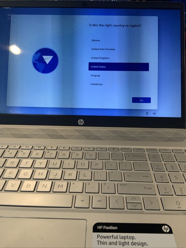 HP Pavilion 15-cs0057od, Silver FHD, I5, 8GB RAM, 256GB SSD gallery