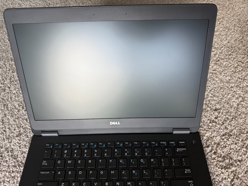 Dell Latitude E7470 i7-6600U/16Gb RAM/512Gb SSD/Win11 Pro gallery