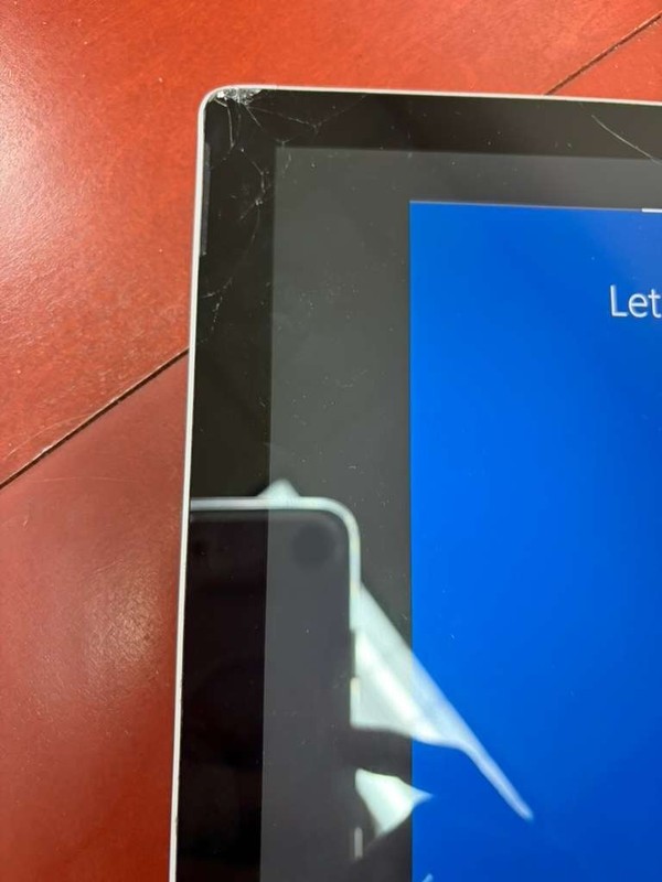 Microsoft Surface Pro 4 Intel Core i5-6300U CPU @ 2.40GHz 4GB RAM 128GB SSD gallery