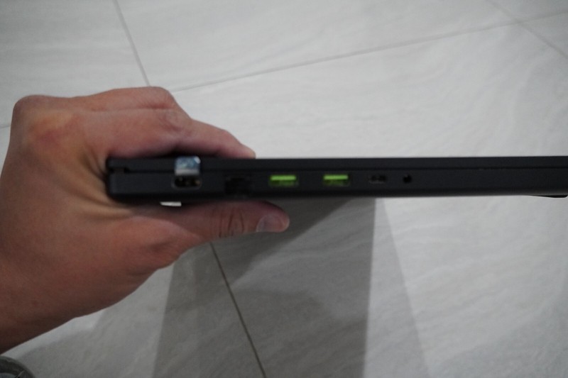 Razer Blade Pro 17 i7-10875H RTX 2080 Super Max-Q 16GB 512GB SSD RGB SD READ gallery