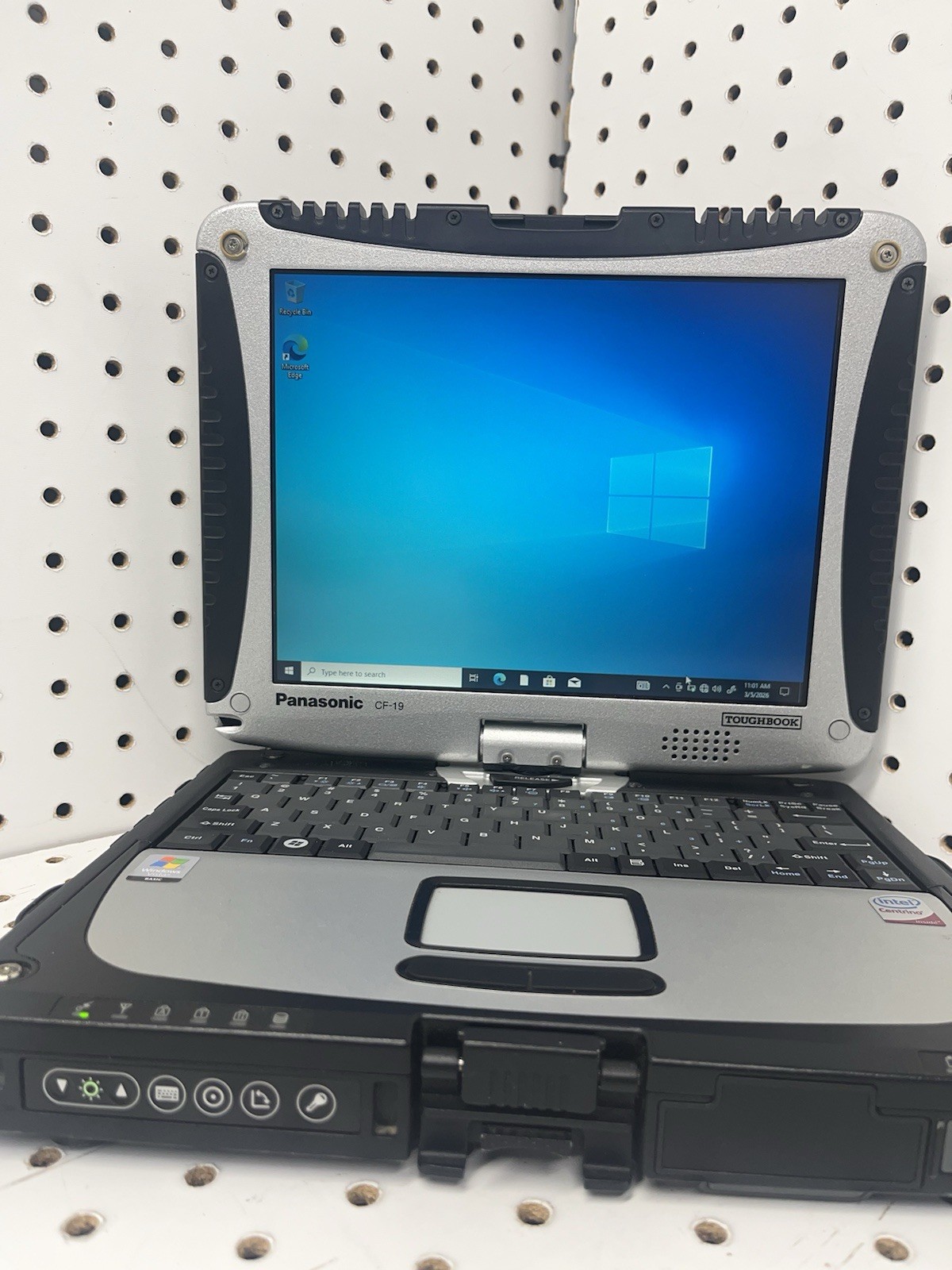 Panasonic CF-19 Toughbook MK 2 |1GB RAM | 250GB| Win 10 Pro| Fair Battery gallery