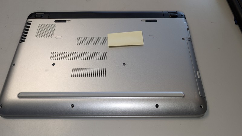 HP Pavilion 17 Notebook i5-5200U (no charging cable) gallery
