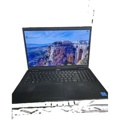 Dell Latitude 3520 15.6″ FHD i5-1135G7 @ 2.80GHz 8GB 256GB
