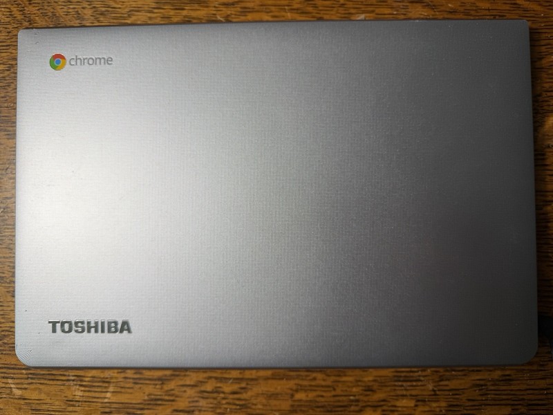 Toshiba CB35-C3350 Chromebook 2 13.3" Intel Core i3-5015U 4GB RAM 16GB Working gallery