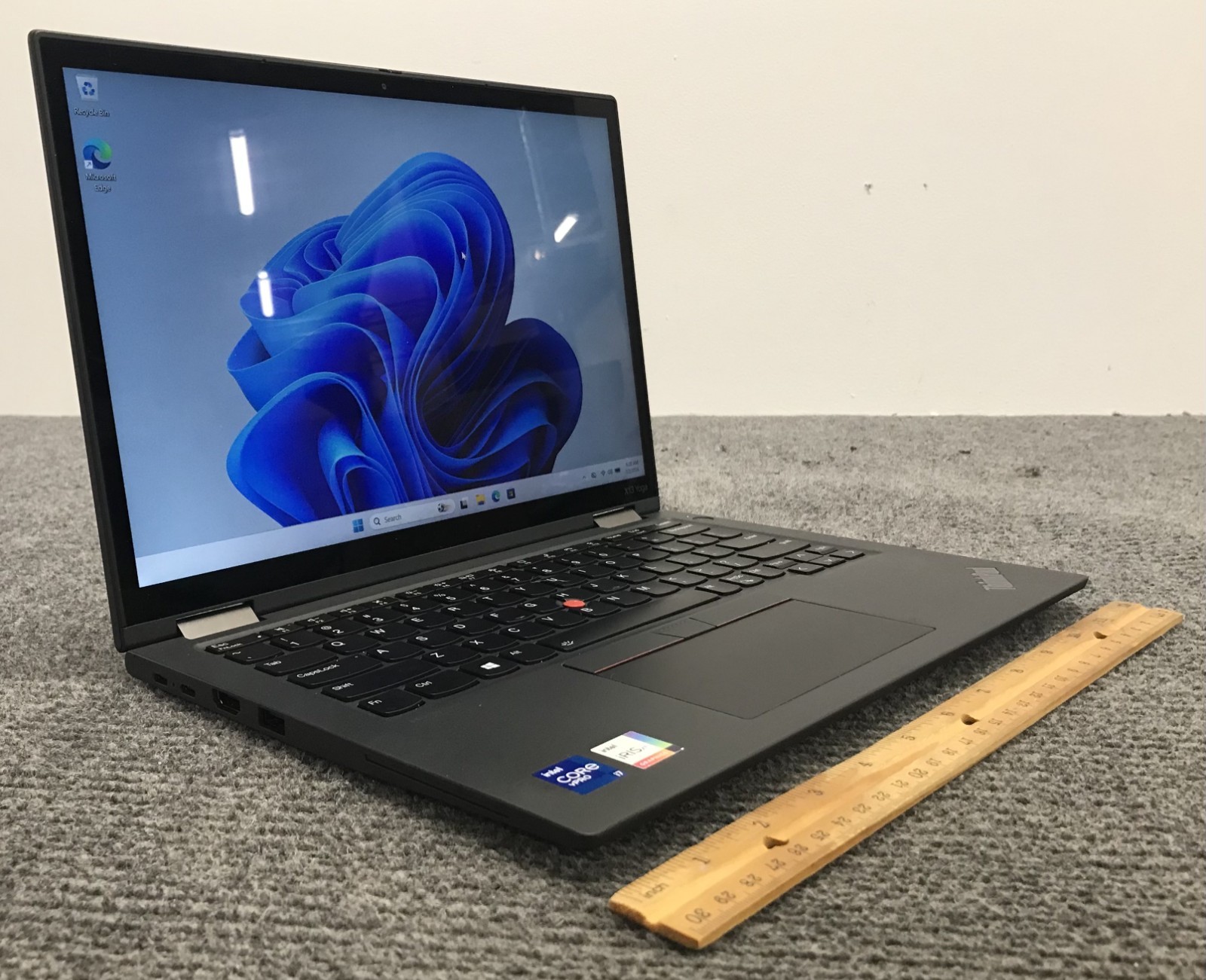 Lenovo ThinkPad X13 Yoga Gen 2 13.3" 2-in-1 Laptop i7-1185G7 16GB RAM 512GB NVMe gallery