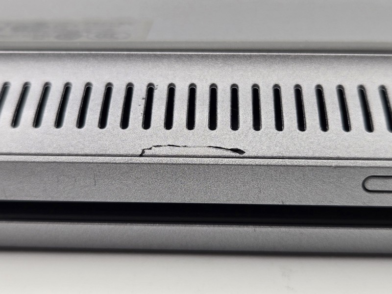 Dell Latitude 5550 15" FHD ULTRA 7 165U 512GB SSD 16GB W11P Webcam Backlit gallery