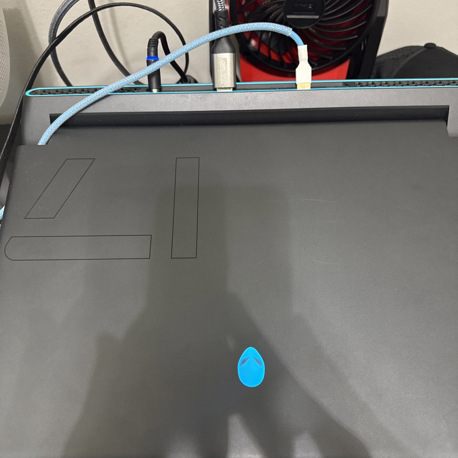 Alienware m17 R5 AMD Ryzen 9 RTX 3070 Ti 16GB RAM 1TB SSD – Stellar Condition gallery