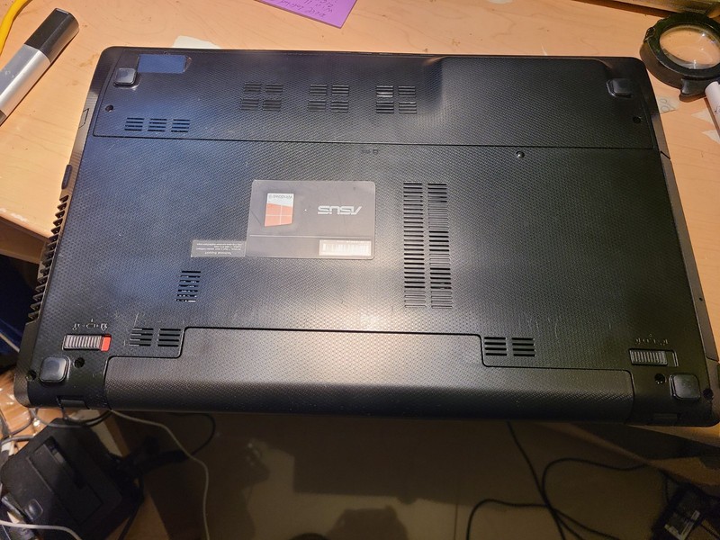 Asus K55N 15.6" HD Laptop AMD RADEON- 7640 G 1 TB Win-11 DVD Web-Cam BT gallery