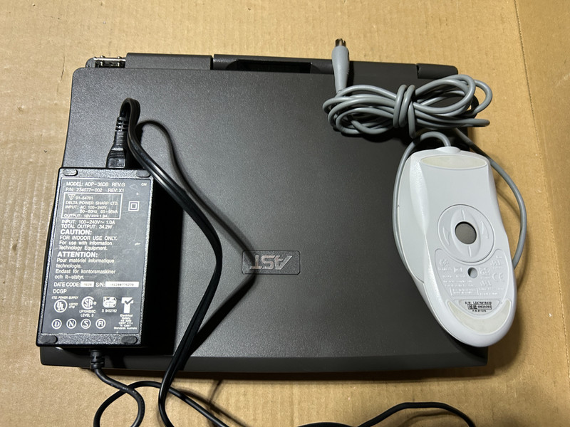 Used - Vintage - AST Ascentia J55 - Pentium 133Mhz - 1GB HDD - 40MB RAM - Win 95 gallery