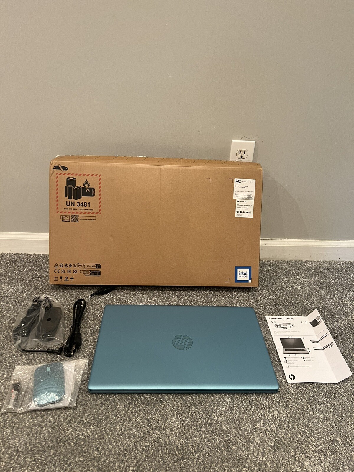 HP 17-CN3610DS 17.3" Laptop Computer Intel Core i5-1335U 1TB - Teal gallery