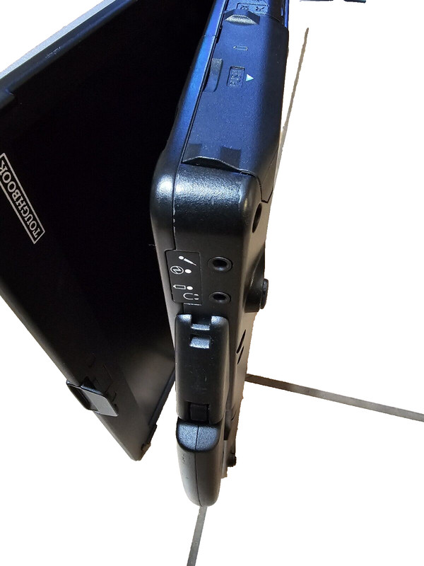 Panasonic Toughbook CF-53 Mk4 / i5 4th / 16gb / 512gb SSD/ AC / Windows 10 Pro gallery