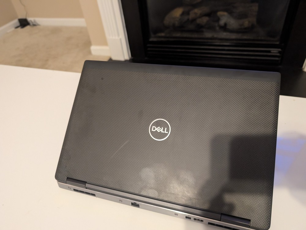 Dell Precision 7540 Intel Core i9-9880H 32GB RAM NVIDIA Quadro T1000 Win 11 Pro